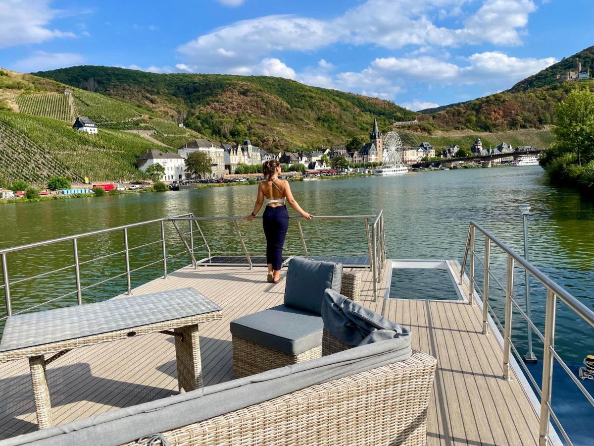 Отель Kl Moselboote - Hausboot Niara Бернкастель-Кюс Экстерьер фото